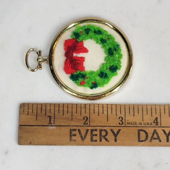 Christmas Wreath Cross Stitch Ornament Tin Punch Handmade Holiday Embroidery - Picture 11 of 13
